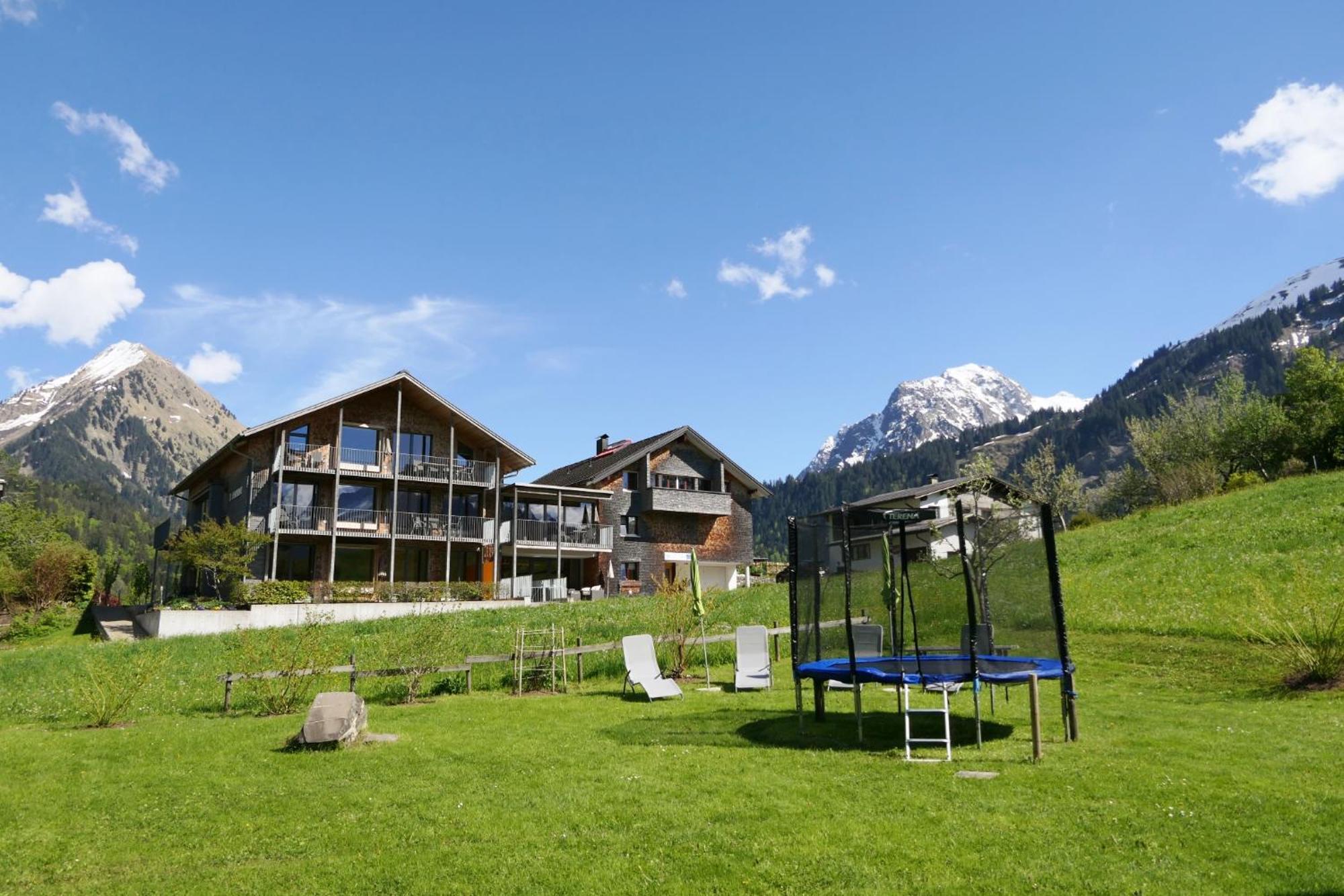 N Apartments Hotel Schoppernau Exterior photo