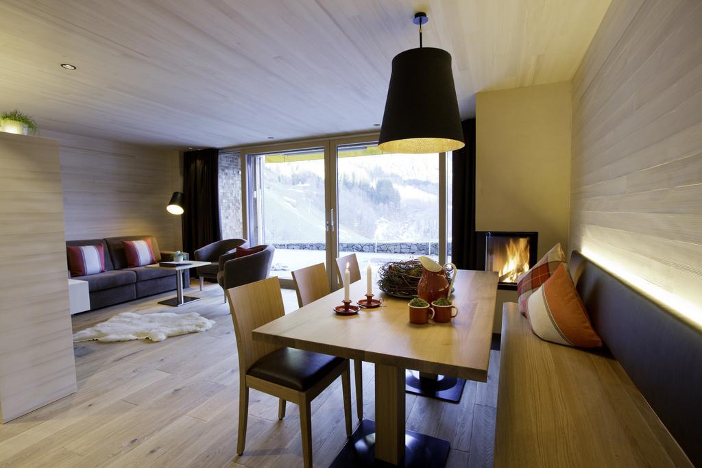 N Apartments Hotel Schoppernau Room photo